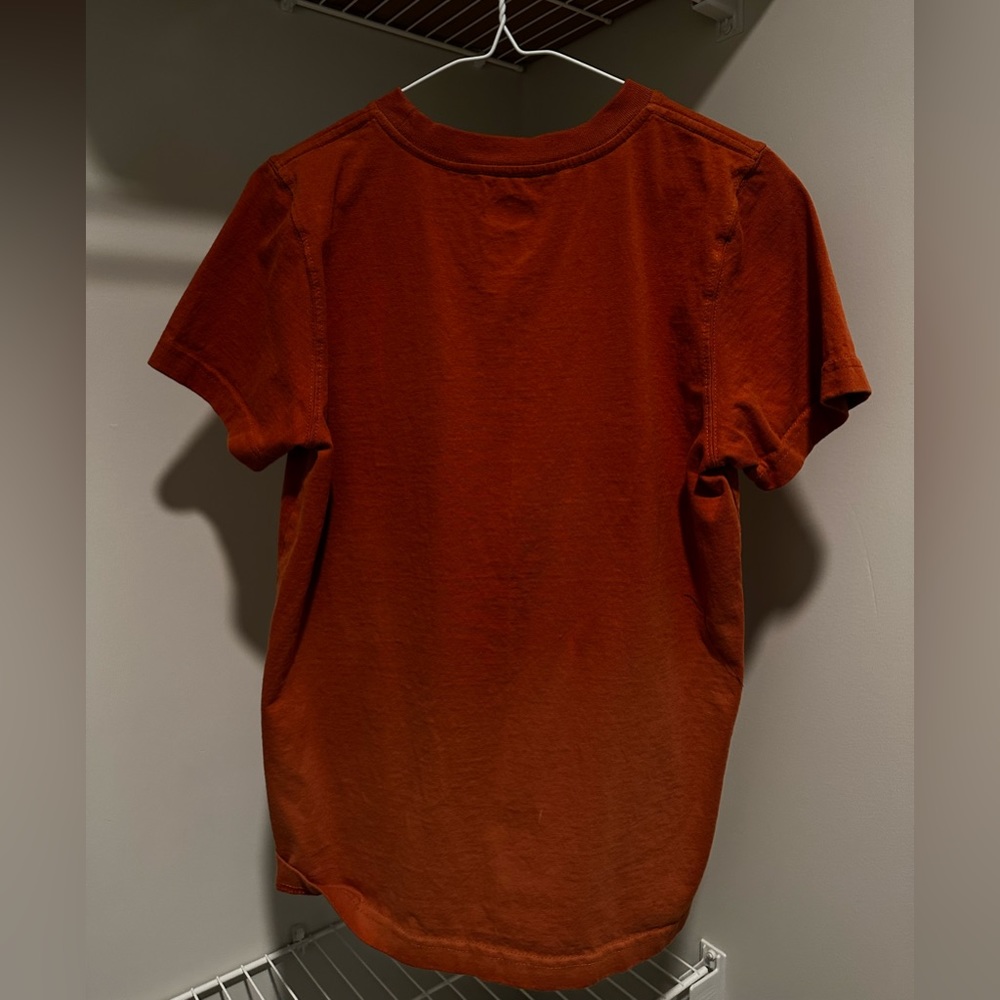 Quality - Like New - Picture 2 of 2